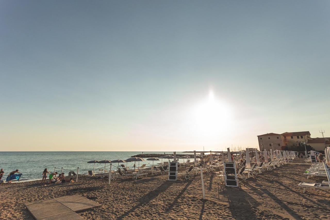 Via Siena 4 - & * Marina di Cecina